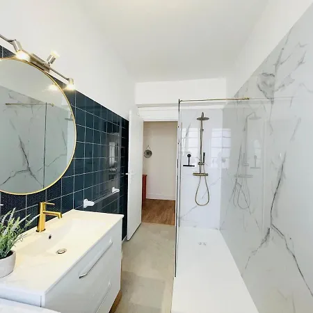 L'escapade Ensoleillee - - 6 Pers - Centre 아파트 로양